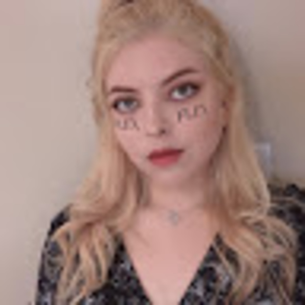 Meet your Posher, Estefania